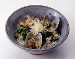 �A�T���Ɩ��؂̐������݂���